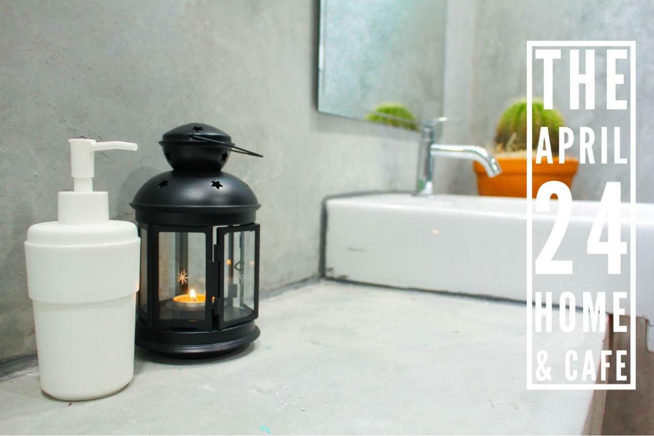 The April 24 Home Bangkok Exteriör bild